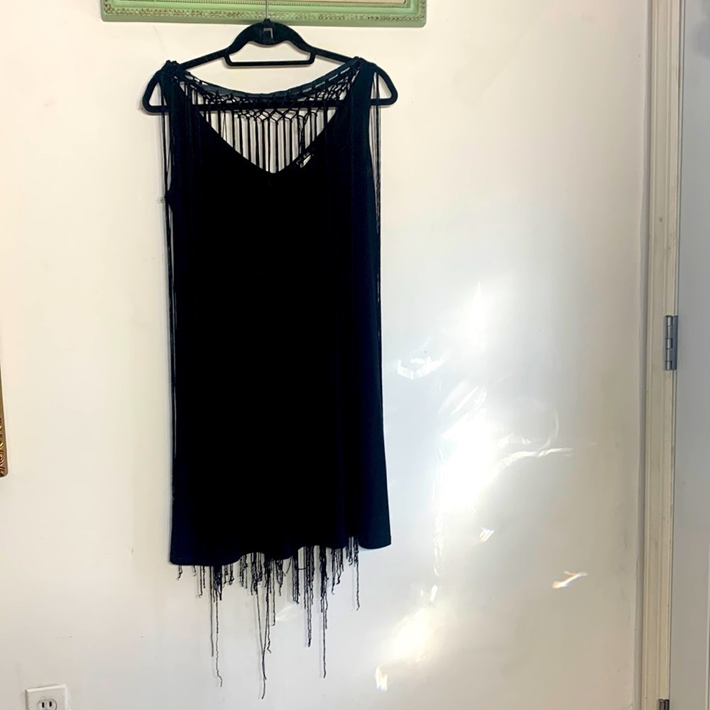 Onyx Nite Black Fringe macramé Flirty Shift dress mini size 8 women’s